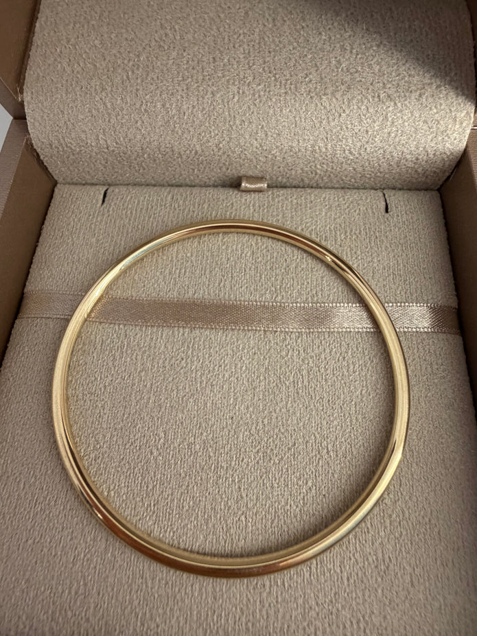 18K Gold Bella Bangle 2.9mm