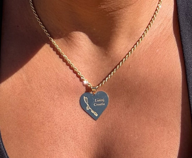 18K Gold Lošinj Heart Pendant & Necklace Set | Bellamare Jewelry