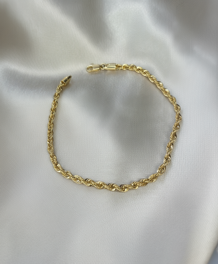 Enhanced 18K Gold Rope Bracelet - Photo 1