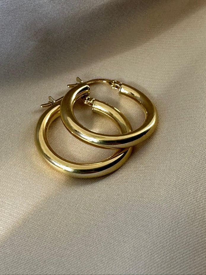 18K Gold 3MM Hoop Earrings | Bellamare Jewelry