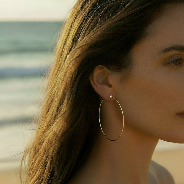 Lifestyle Photo - Seamless Circle Hoops